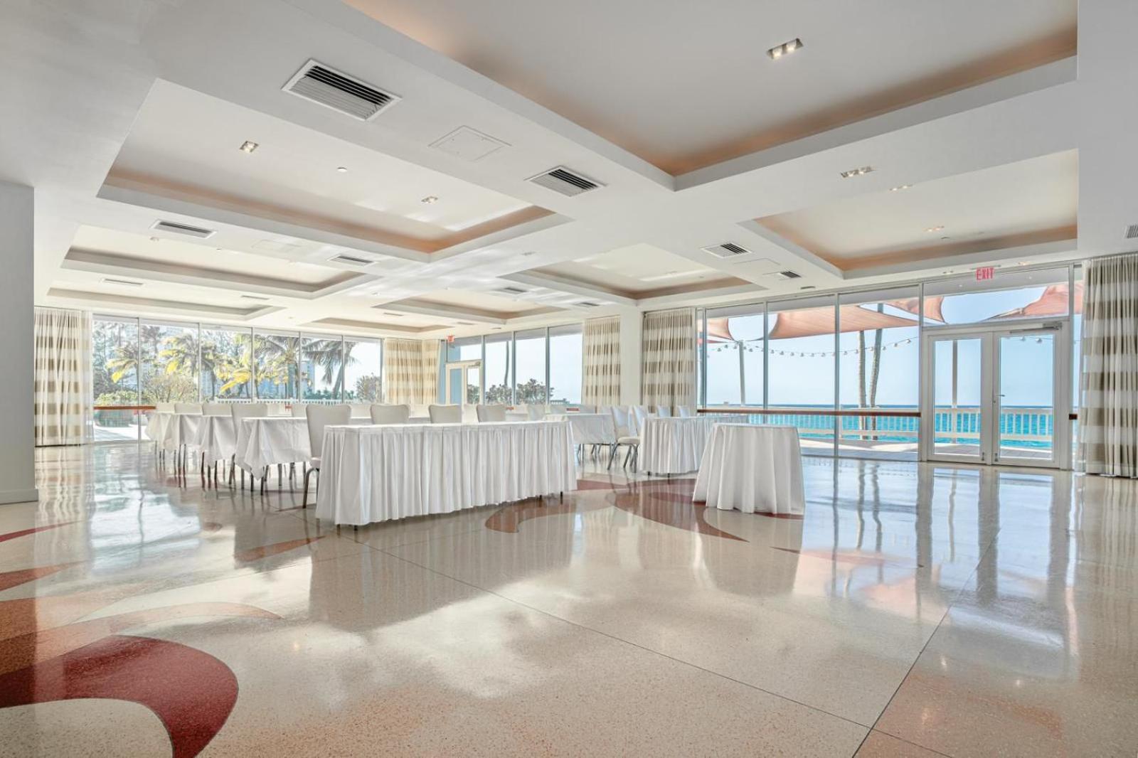 The Condado Plaza Hotel San Juan Bagian luar foto